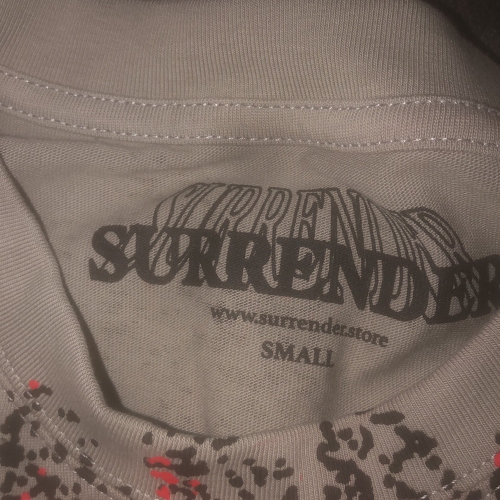 Surrender tee🔥💪🏼 - Picture 4 of 4